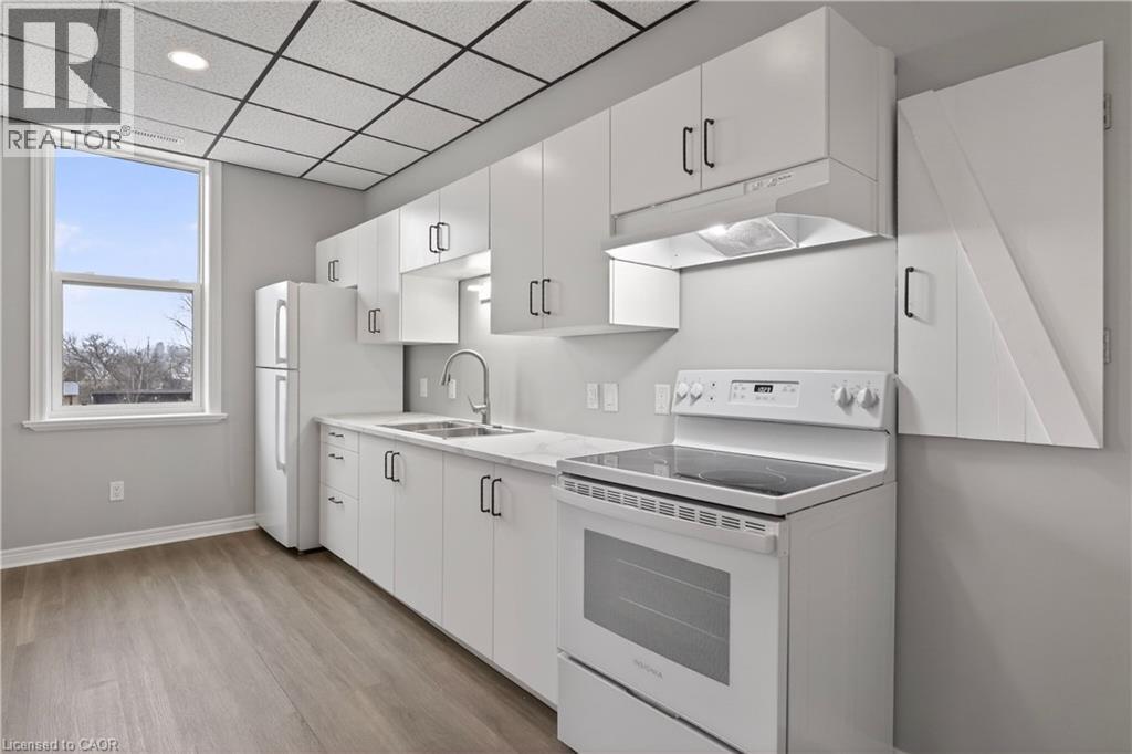 3 St Andrew Street Unit# 2, Ingersoll, Ontario  N5C 2T1 - Photo 8 - 40814833