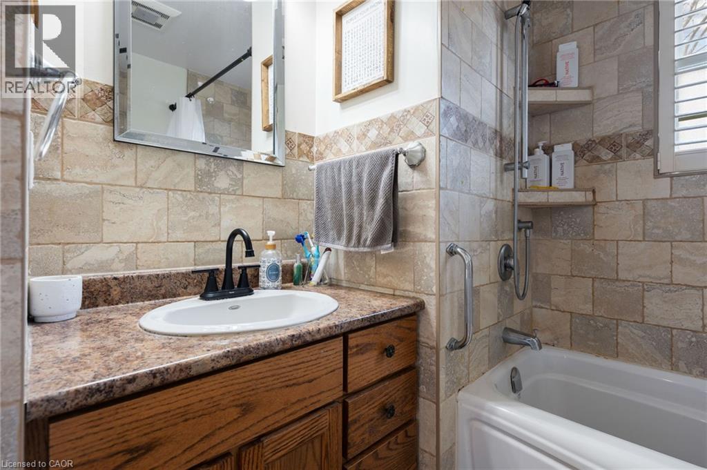 421 St Andrew Street, Port Dover, Ontario  N0A 1N0 - Photo 16 - 40814236