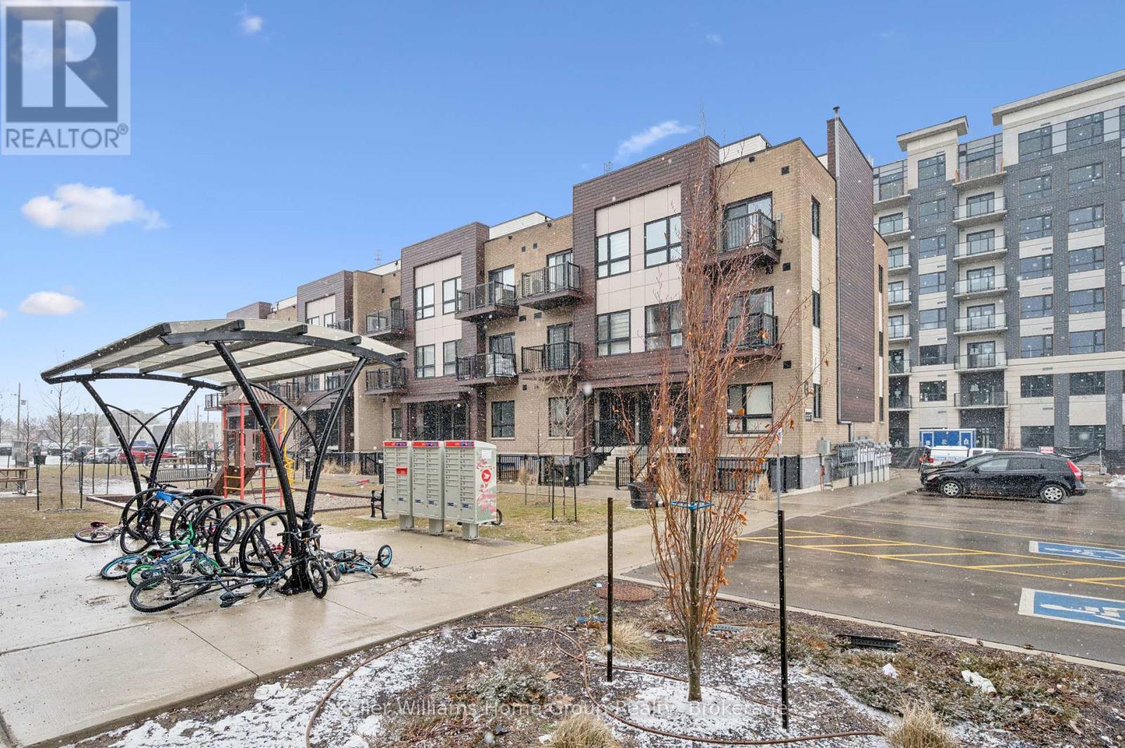 A15 - 10 Palace Street, Kitchener, Ontario  N2E 0J3 - Photo 28 - X12918906