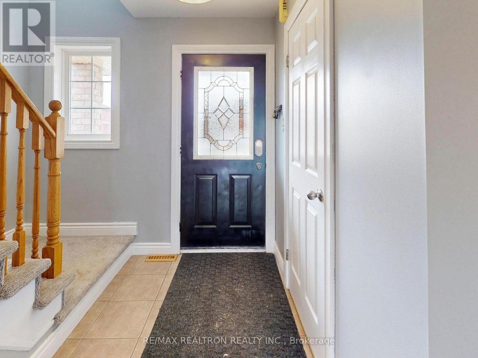 2264 Jack Crescent, Innisfil, Ontario  L9S 2C8 - Photo 7 - N12922492