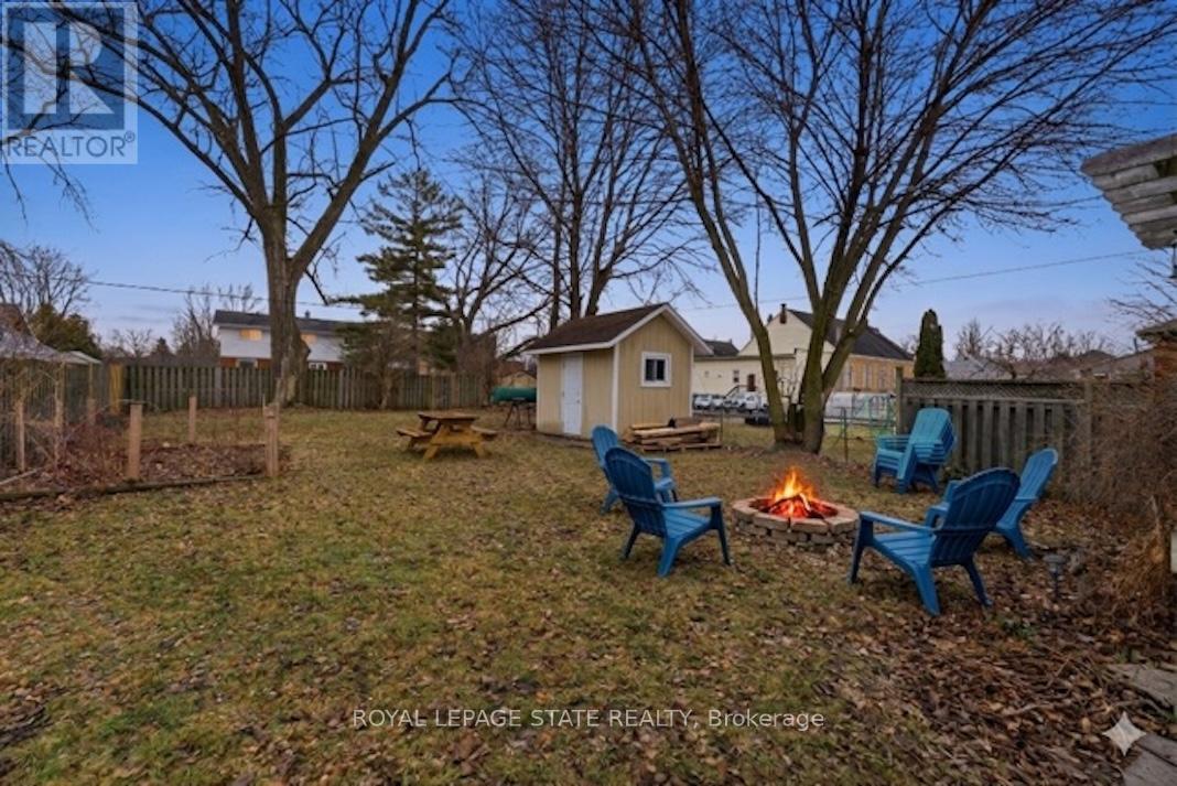 269 Grey Street, Brantford, Ontario  N3S 4W9 - Photo 3 - X12887120