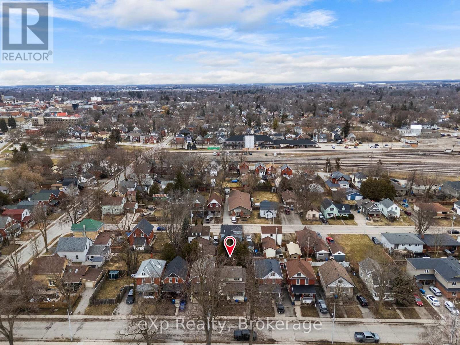 40 East Gore Street, Stratford, Ontario  N5A 3X5 - Photo 6 - X12922508