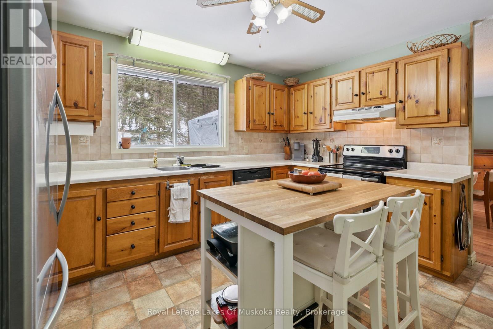 34 Jenner Court, Huntsville, Ontario  P0B 1L0 - Photo 13 - X12922558