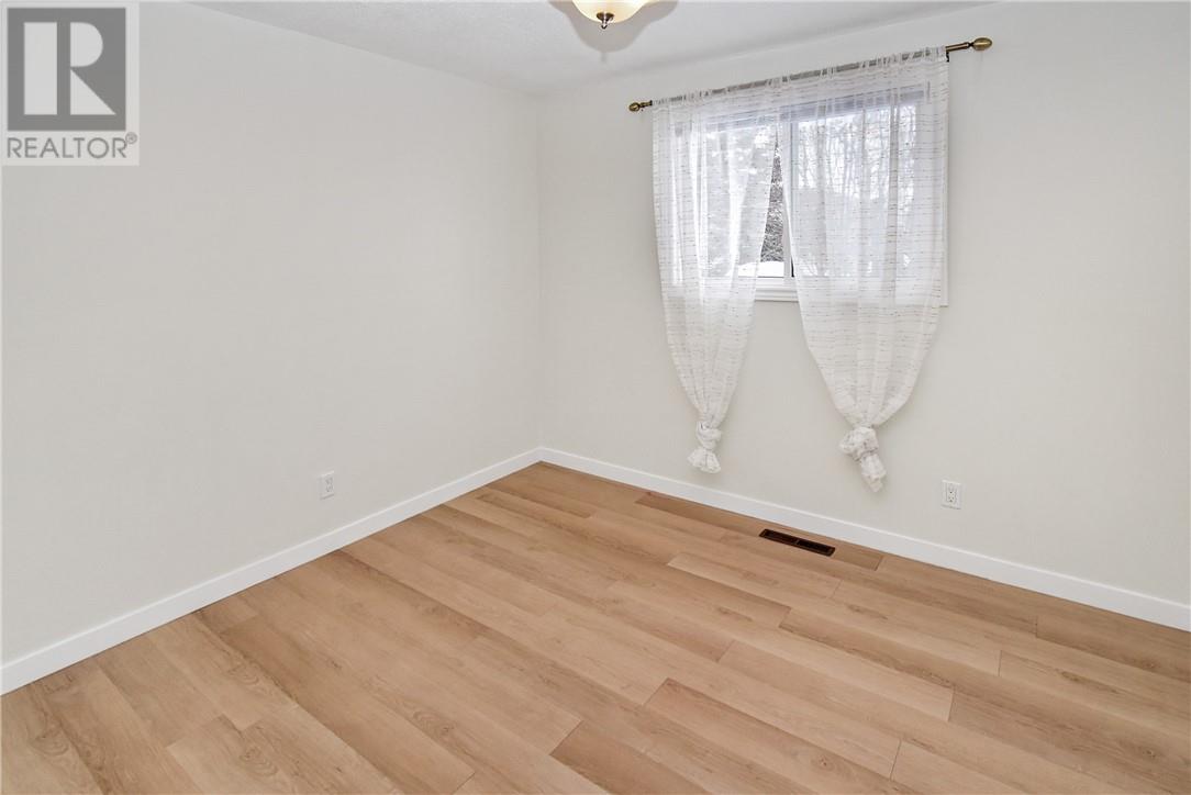 227 Charette Ave, Chelmsford, Ontario  P0M 1L0 - Photo 21 - 2126907