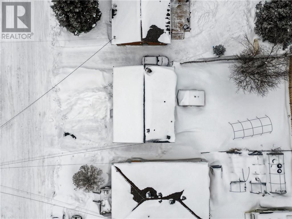 227 Charette Ave, Chelmsford, Ontario  P0M 1L0 - Photo 5 - 2126907