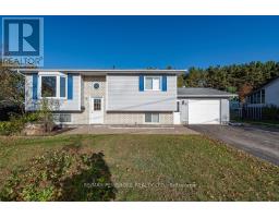 4 DUTCH DRIVE, Petawawa, Ontario