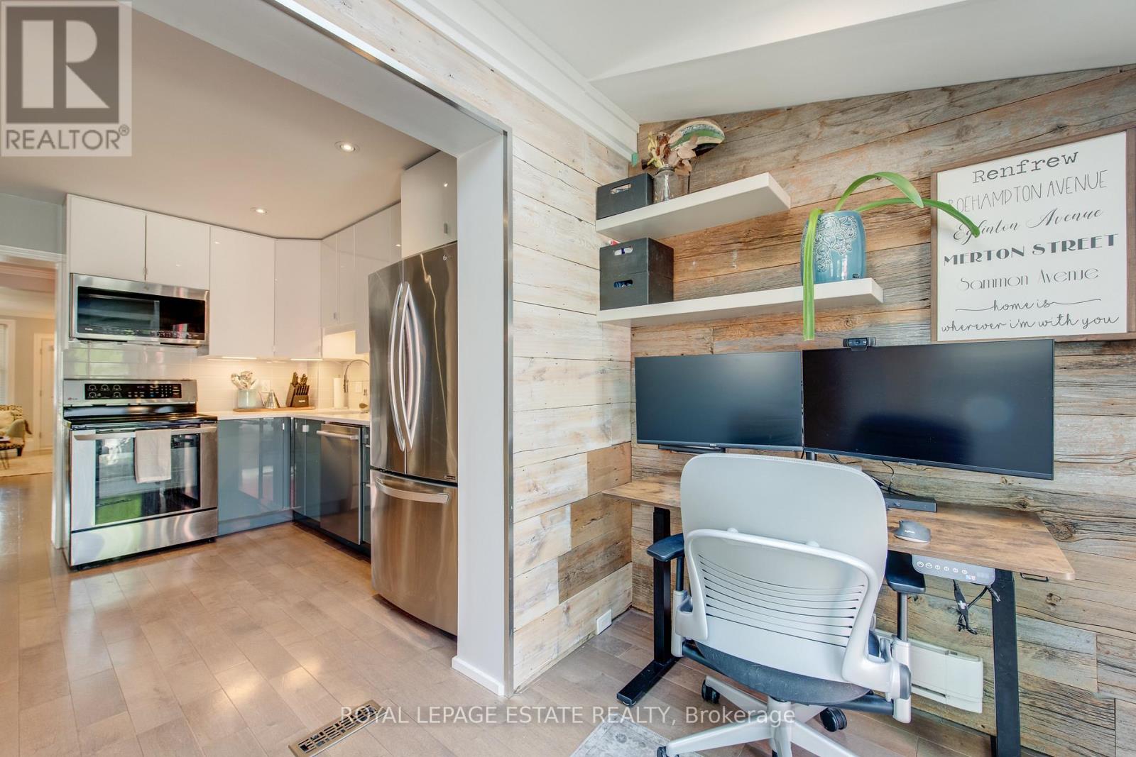 138 Woodmount Avenue, Toronto, Ontario  M4C 3Y8 - Photo 16 - E12922522