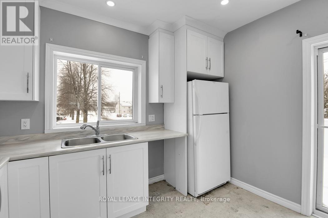 75 St. George Street E, North Glengarry, Ontario  K0C 1A0 - Photo 10 - X12922560
