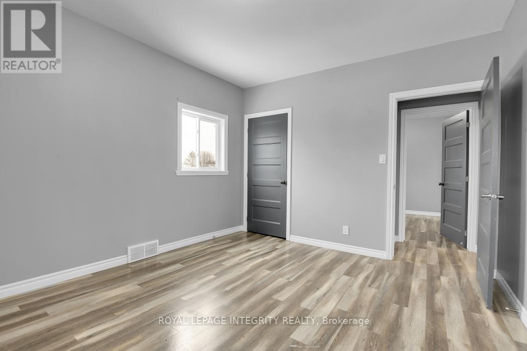 75 St. George Street E, North Glengarry, Ontario  K0C 1A0 - Photo 12 - X12922560