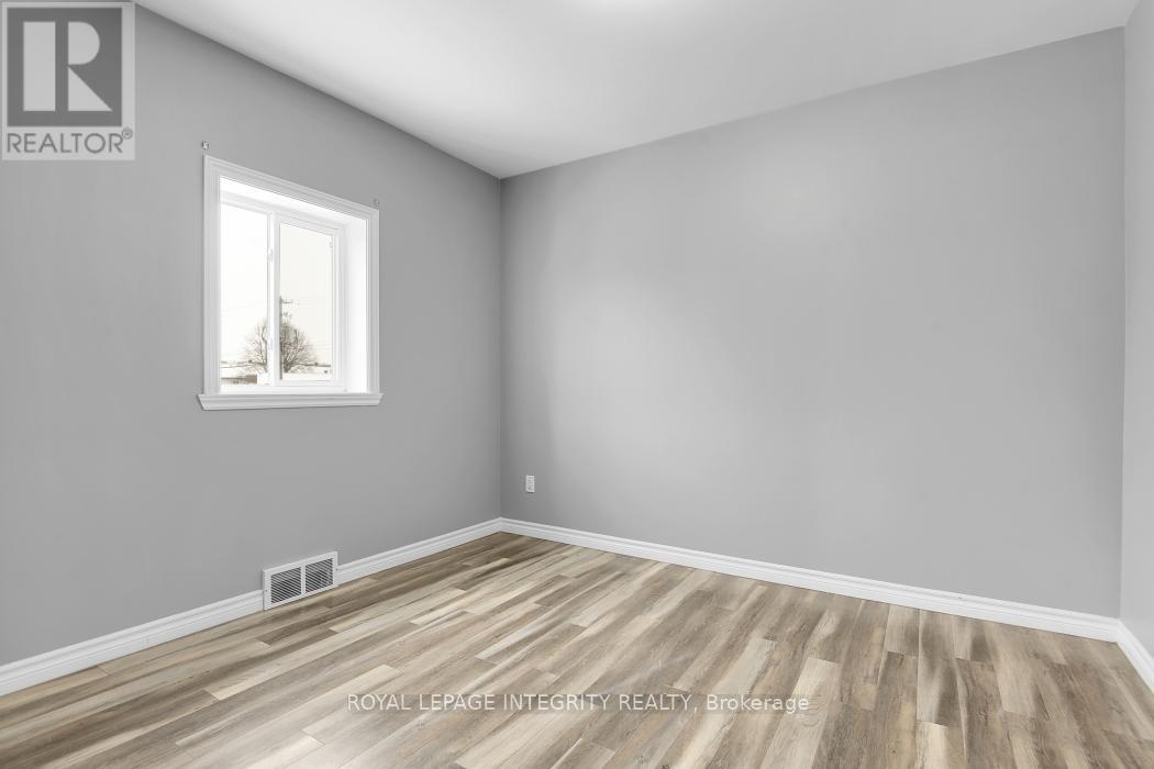 75 St. George Street E, North Glengarry, Ontario  K0C 1A0 - Photo 15 - X12922560