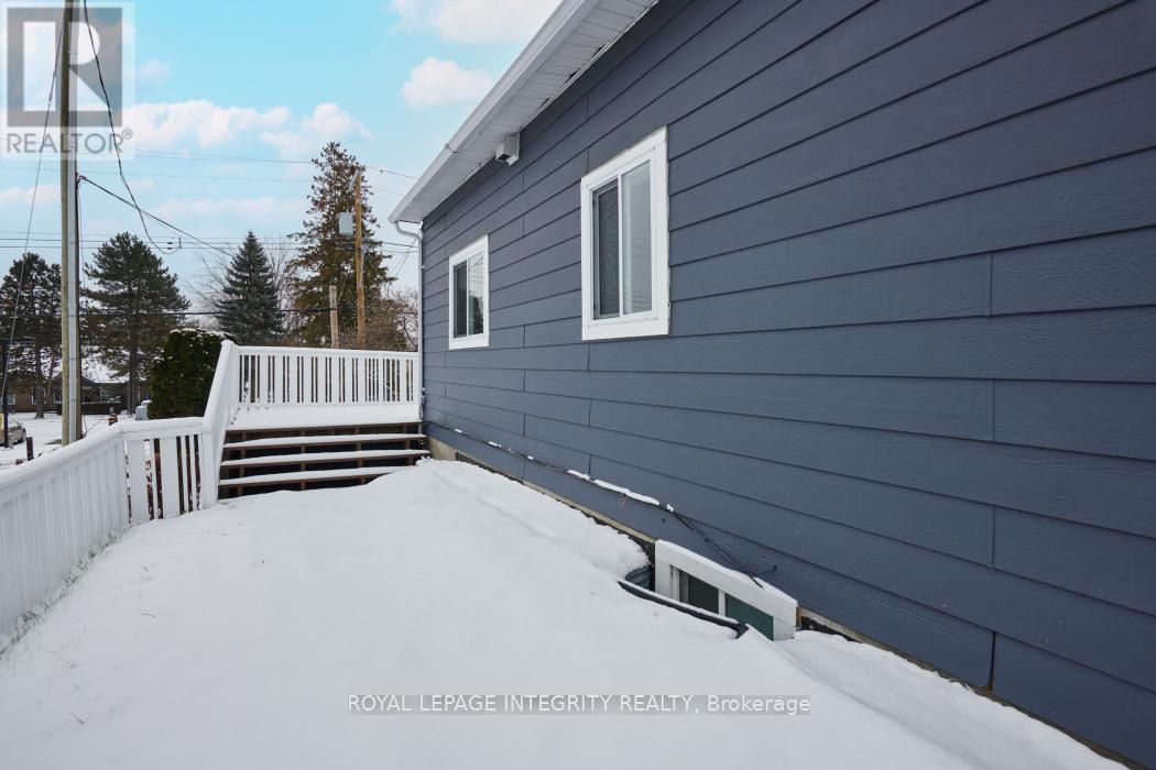 75 St. George Street E, North Glengarry, Ontario  K0C 1A0 - Photo 20 - X12922560