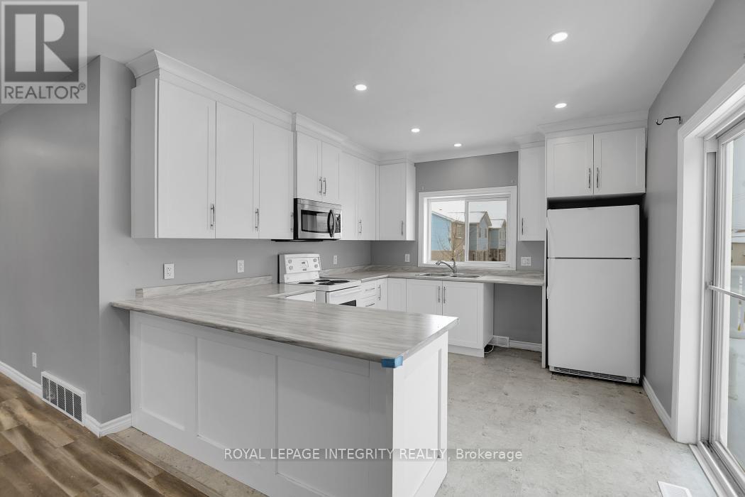 75 St. George Street E, North Glengarry, Ontario  K0C 1A0 - Photo 6 - X12922560