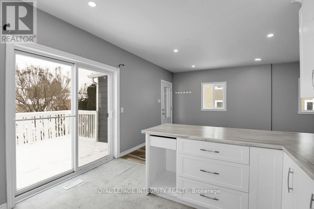 75 St. George Street E, North Glengarry, Ontario  K0C 1A0 - Photo 9 - X12922560