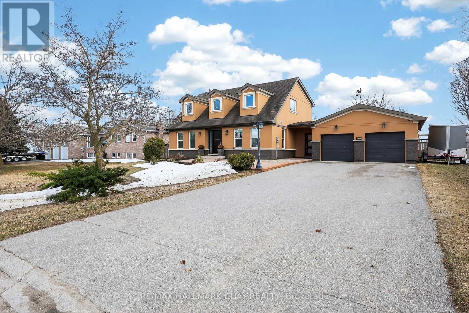 2151 HUGHES DRIVE, Innisfil, Ontario