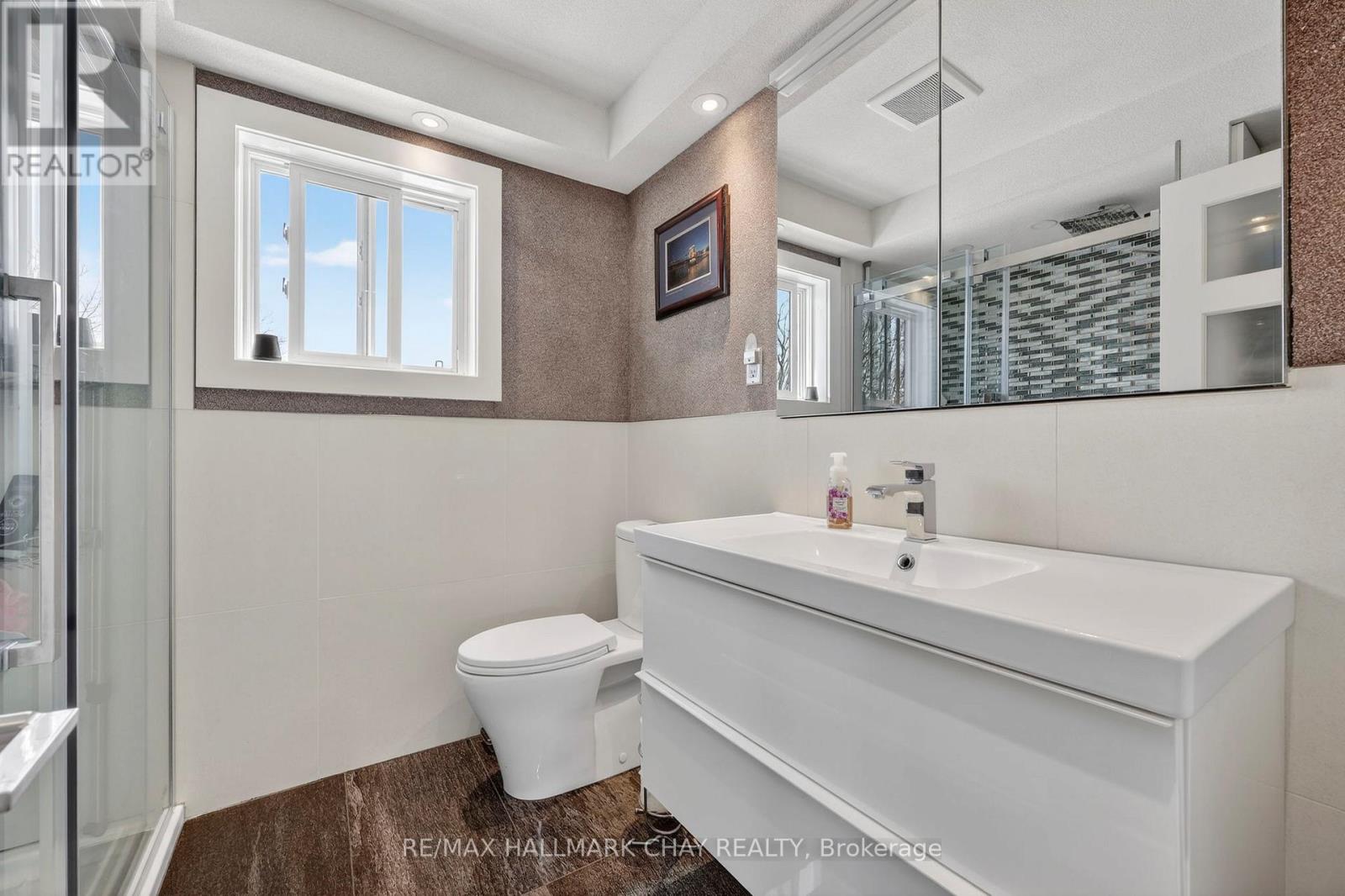 2151 Hughes Drive, Innisfil (Gilford), Ontario  L0L 1R0 - Photo 23 - N12922514