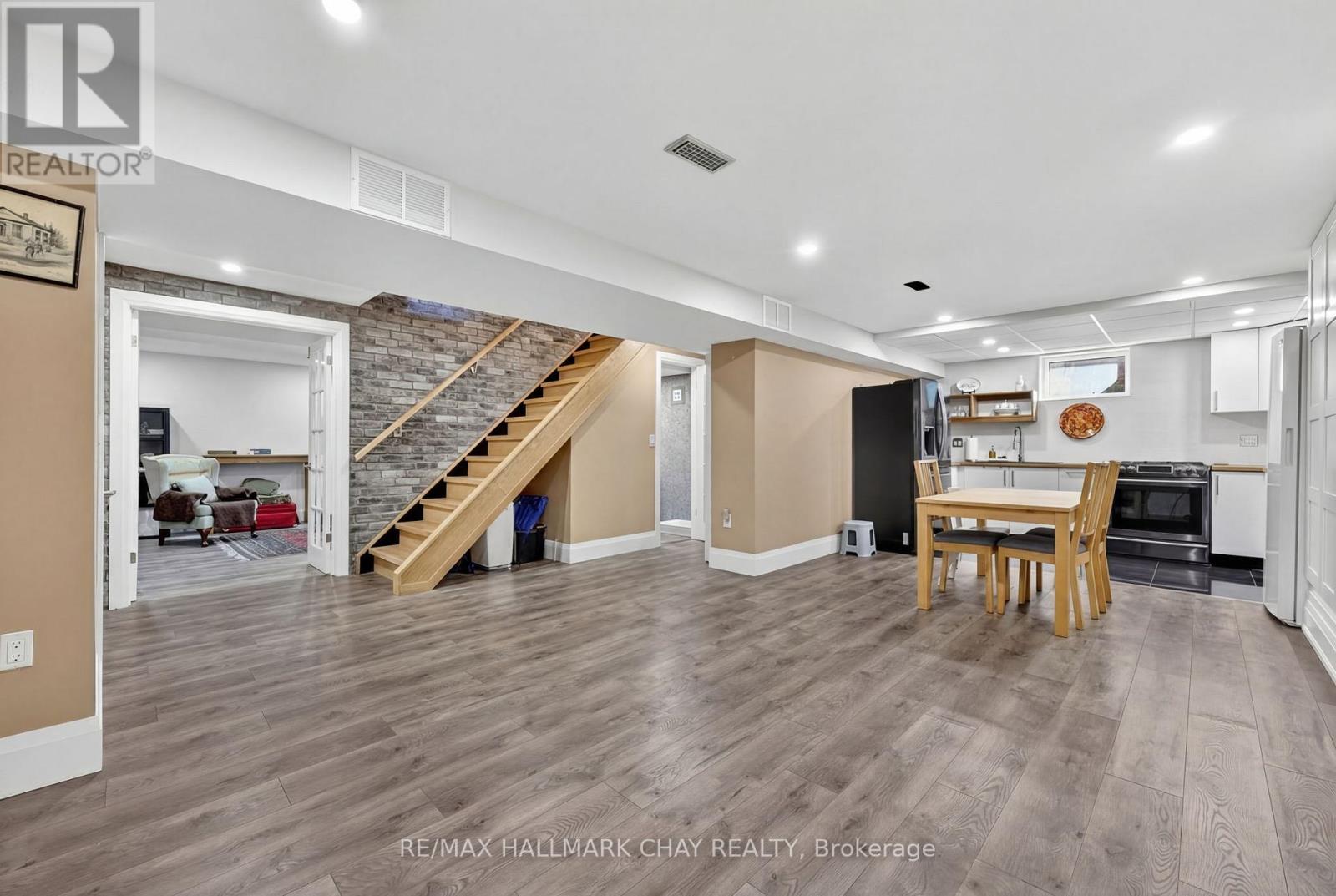 2151 Hughes Drive, Innisfil (Gilford), Ontario  L0L 1R0 - Photo 36 - N12922514