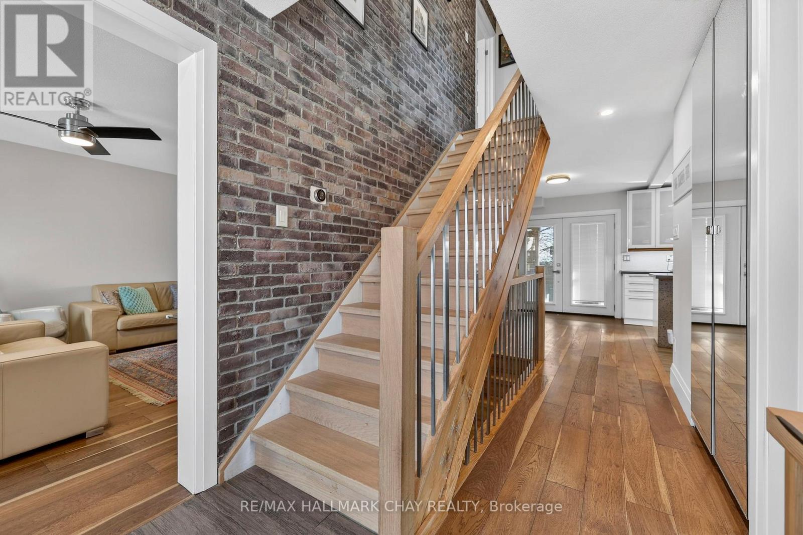 2151 Hughes Drive, Innisfil (Gilford), Ontario  L0L 1R0 - Photo 5 - N12922514