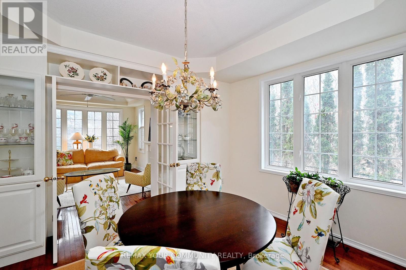 55 Carriage House Court, Richmond Hill, Ontario  L4E 4V3 - Photo 12 - N12922524