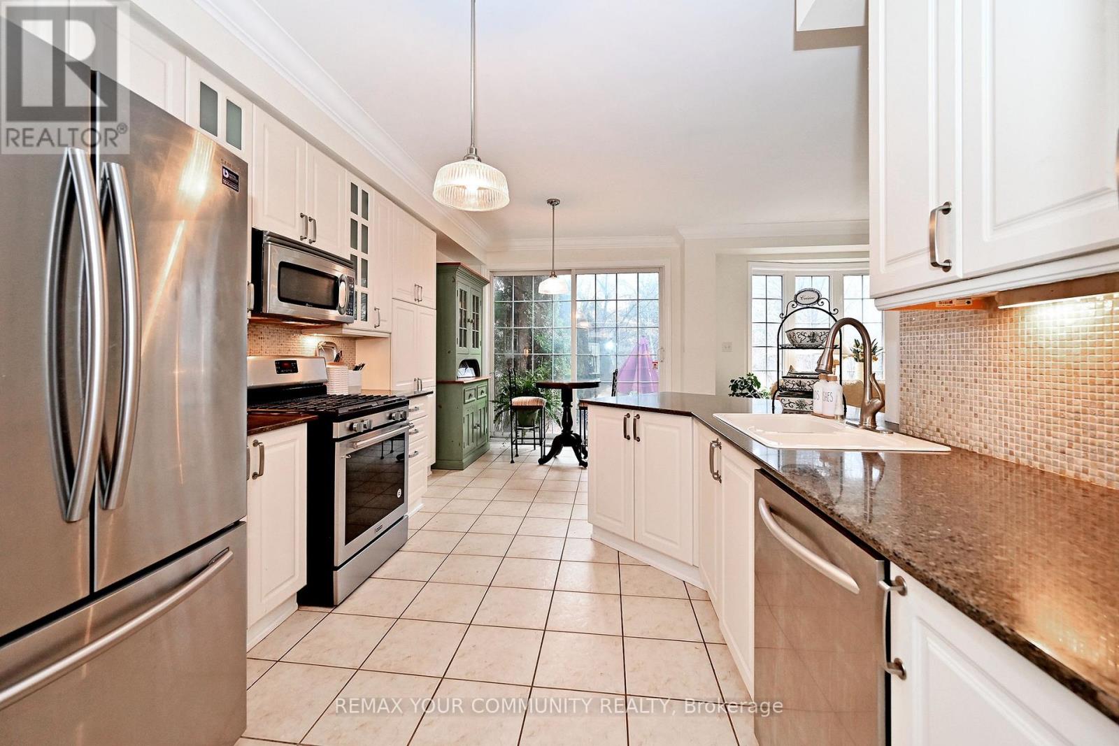 55 Carriage House Court, Richmond Hill, Ontario  L4E 4V3 - Photo 21 - N12922524