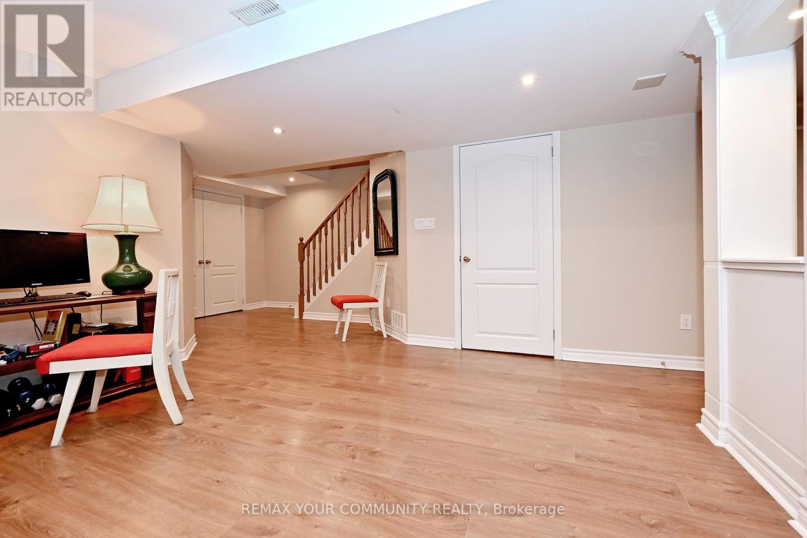 55 Carriage House Court, Richmond Hill, Ontario  L4E 4V3 - Photo 37 - N12922524