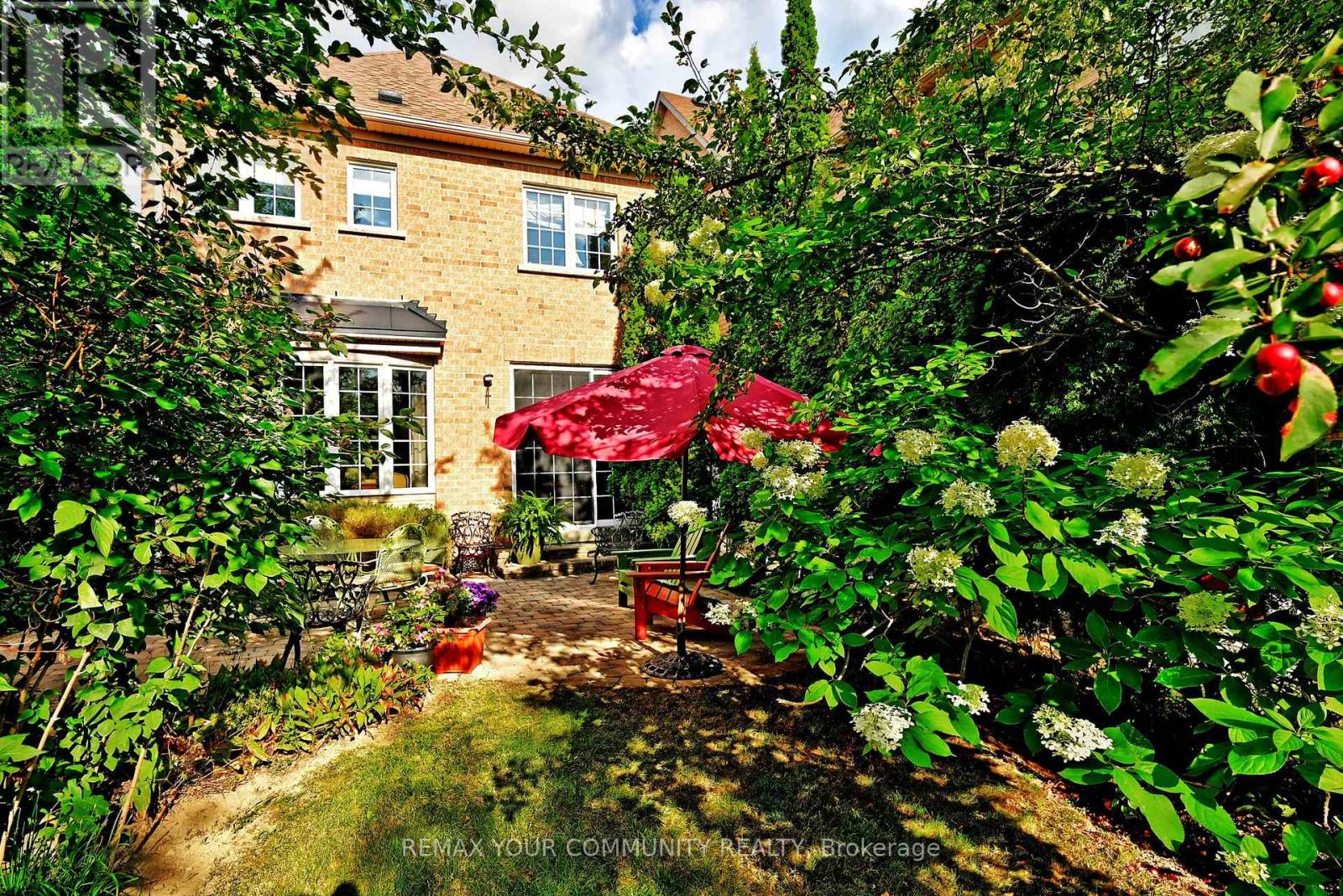 55 Carriage House Court, Richmond Hill, Ontario  L4E 4V3 - Photo 43 - N12922524