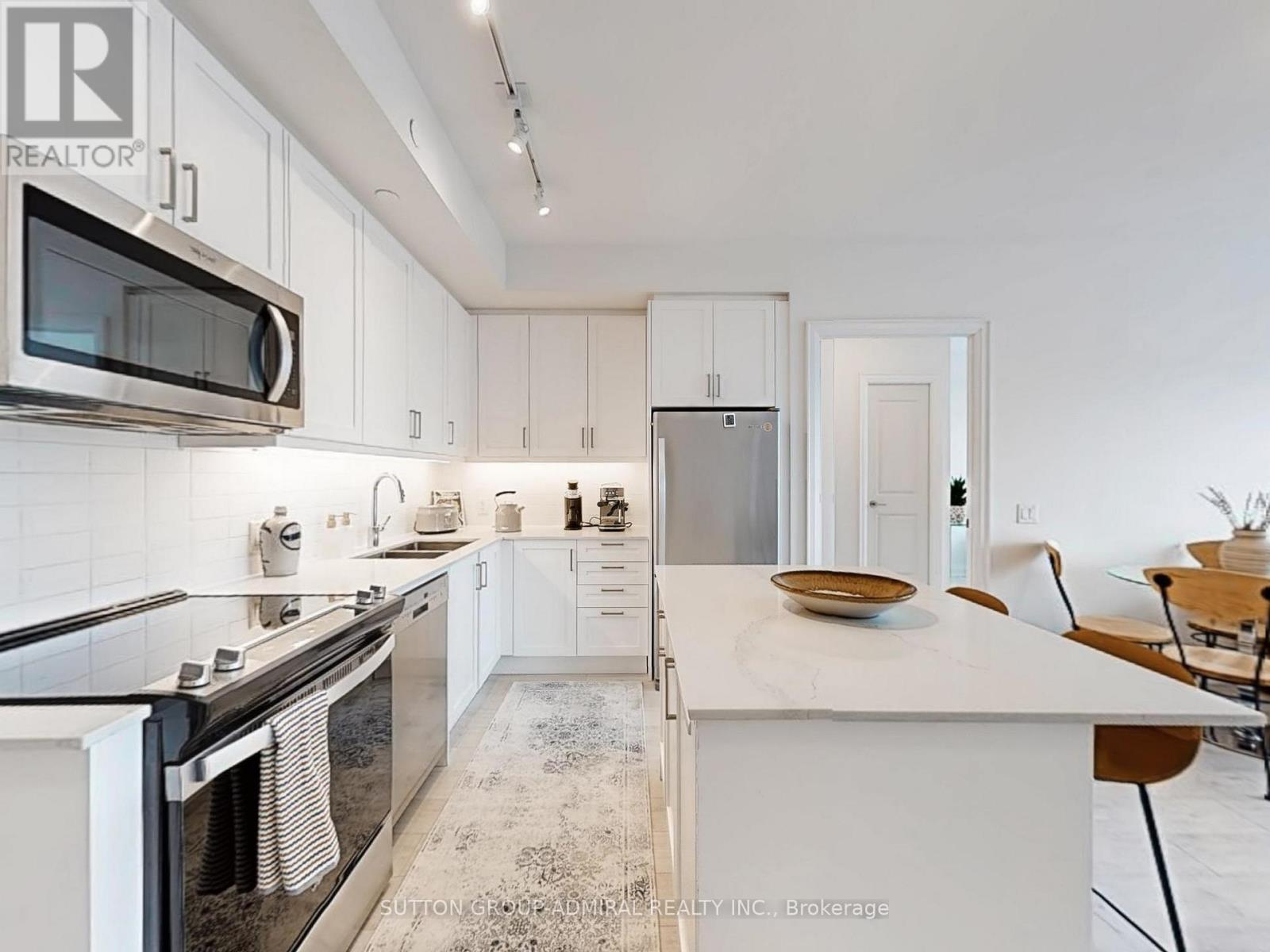 706 - 20 Gatineau Drive, Vaughan, Ontario  L4J 0L2 - Photo 11 - N12922526