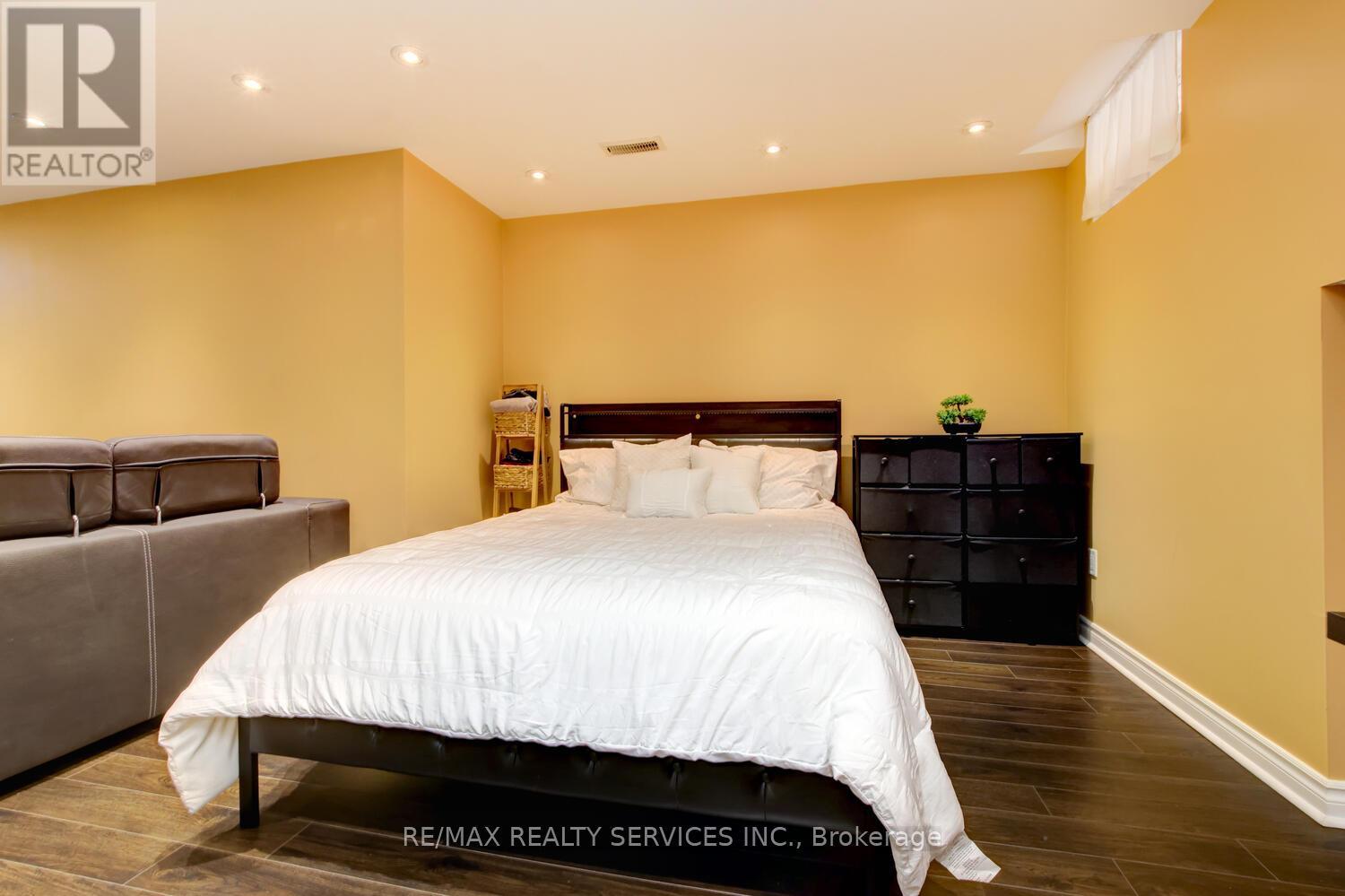 47 Cape Dorset Crescent, Brampton, Ontario  L6R 3K9 - Photo 37 - W12922504