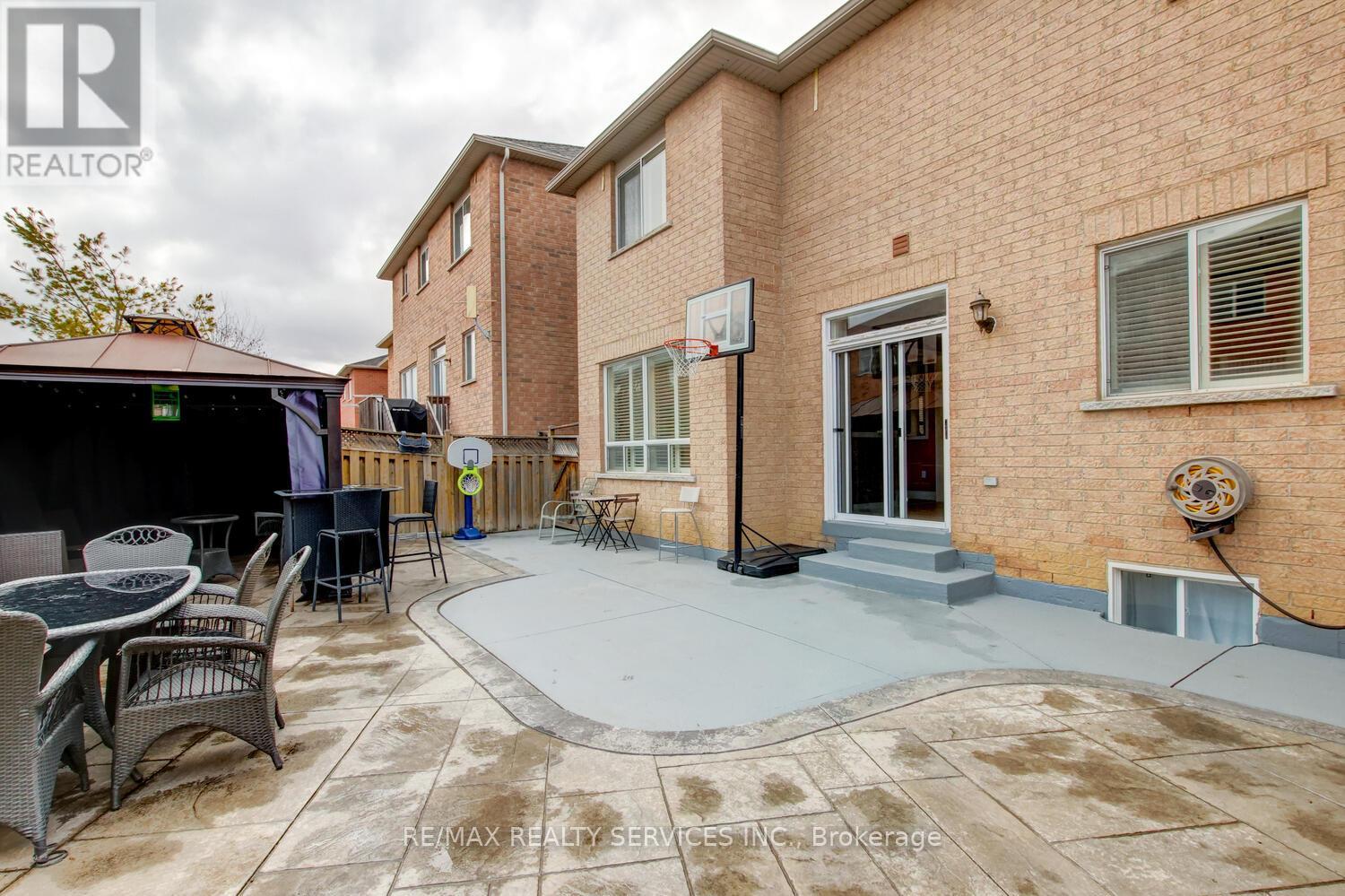 47 Cape Dorset Crescent, Brampton, Ontario  L6R 3K9 - Photo 45 - W12922504