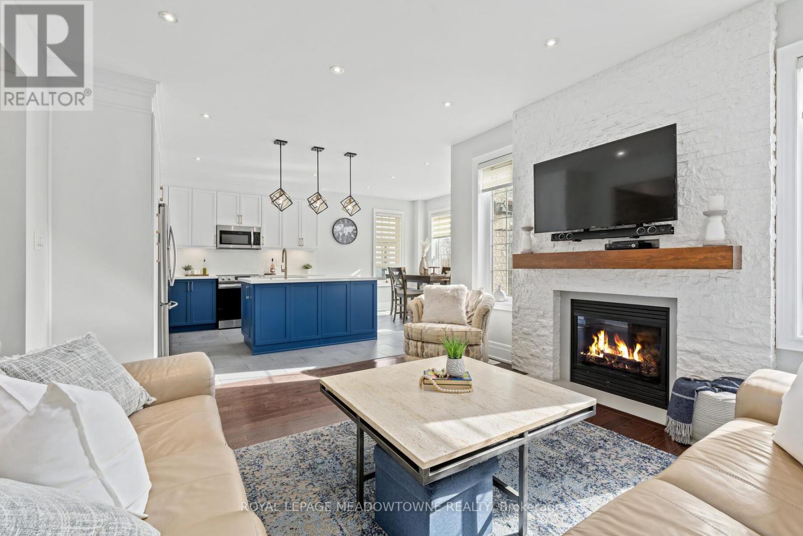 10 Silver Pond Drive, Halton Hills, Ontario  L7G 6L9 - Photo 14 - W12922512