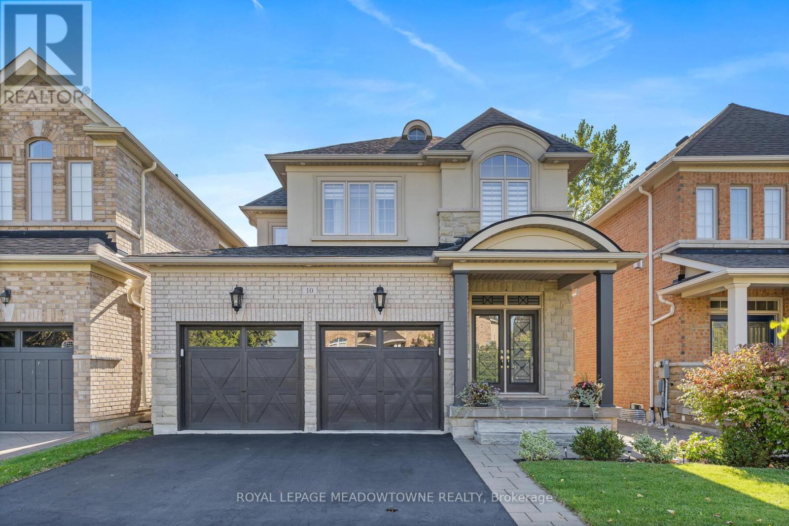 10 Silver Pond Drive, Halton Hills, Ontario  L7G 6L9 - Photo 2 - W12922512