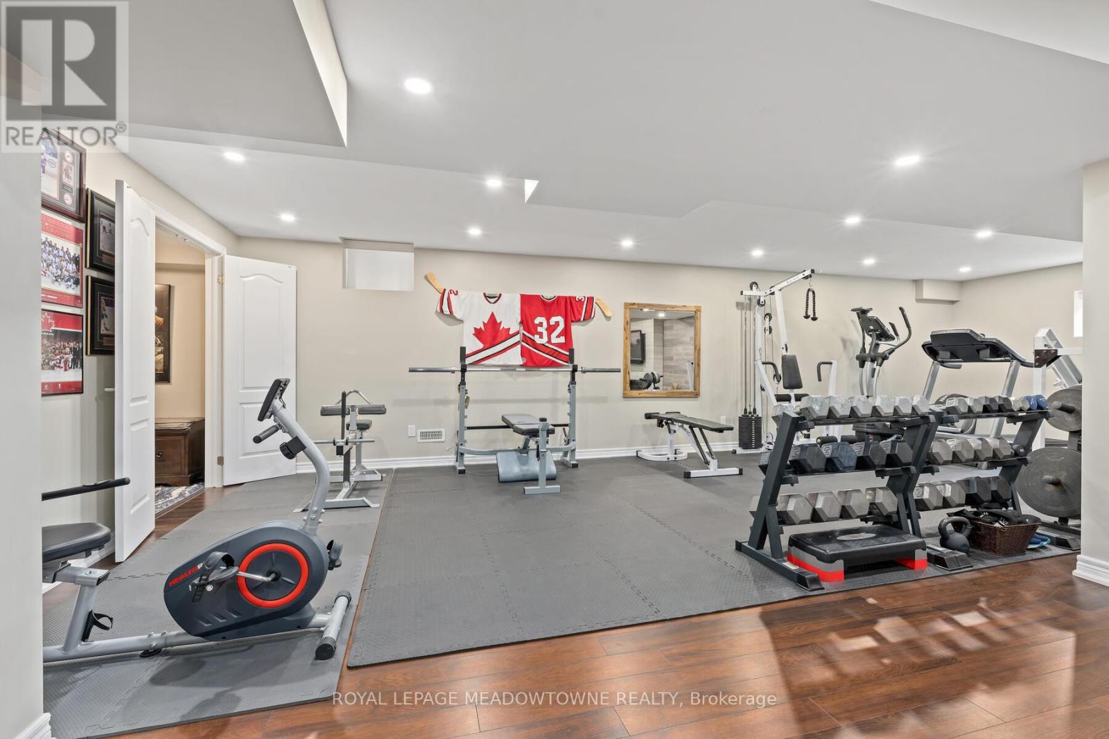 10 Silver Pond Drive, Halton Hills, Ontario  L7G 6L9 - Photo 33 - W12922512