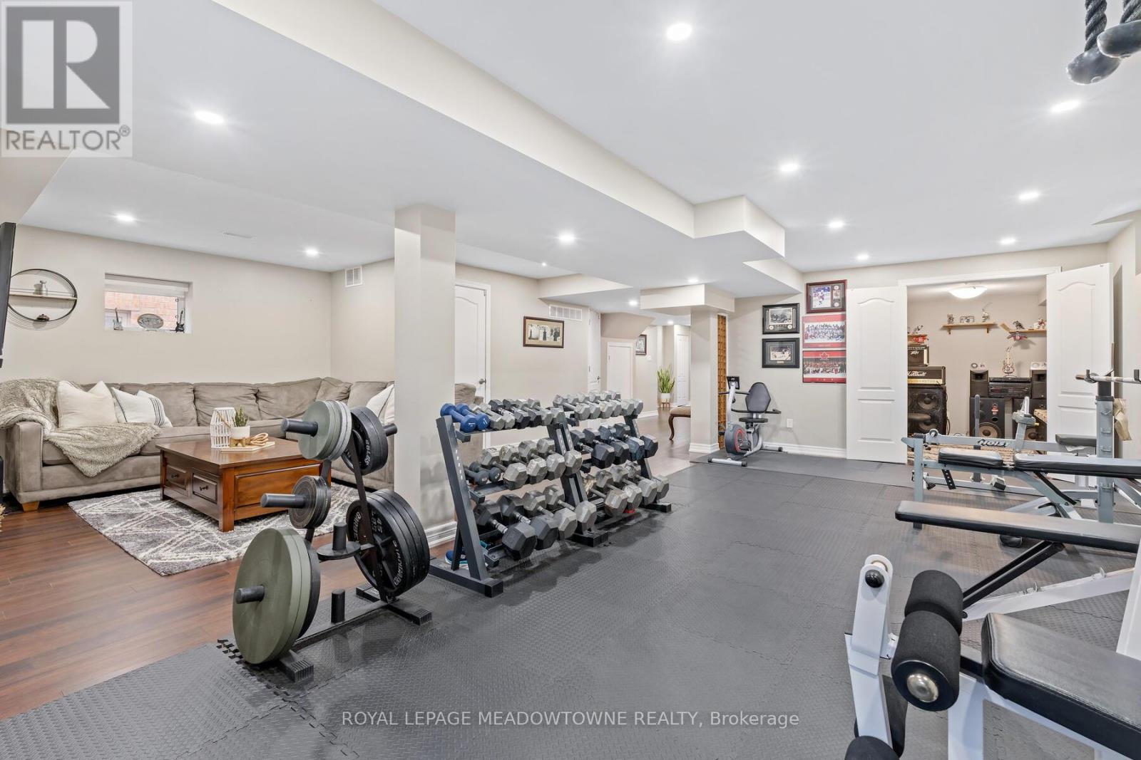 10 Silver Pond Drive, Halton Hills, Ontario  L7G 6L9 - Photo 35 - W12922512