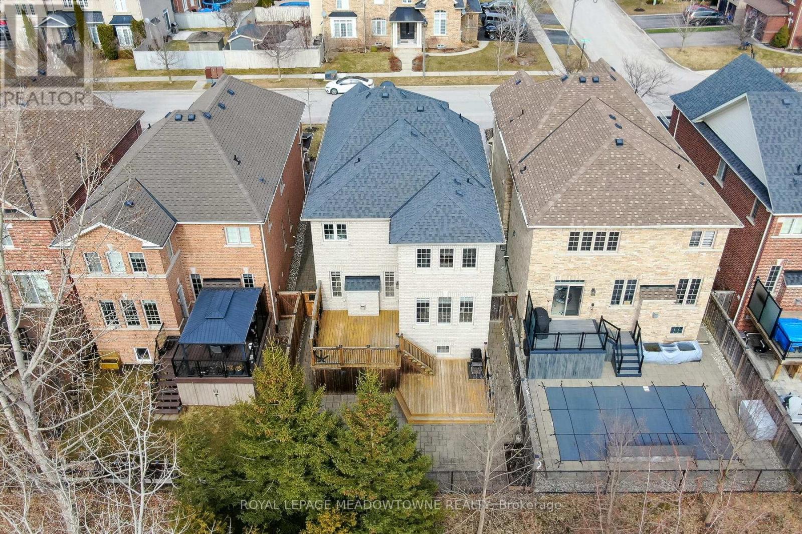 10 Silver Pond Drive, Halton Hills, Ontario  L7G 6L9 - Photo 45 - W12922512