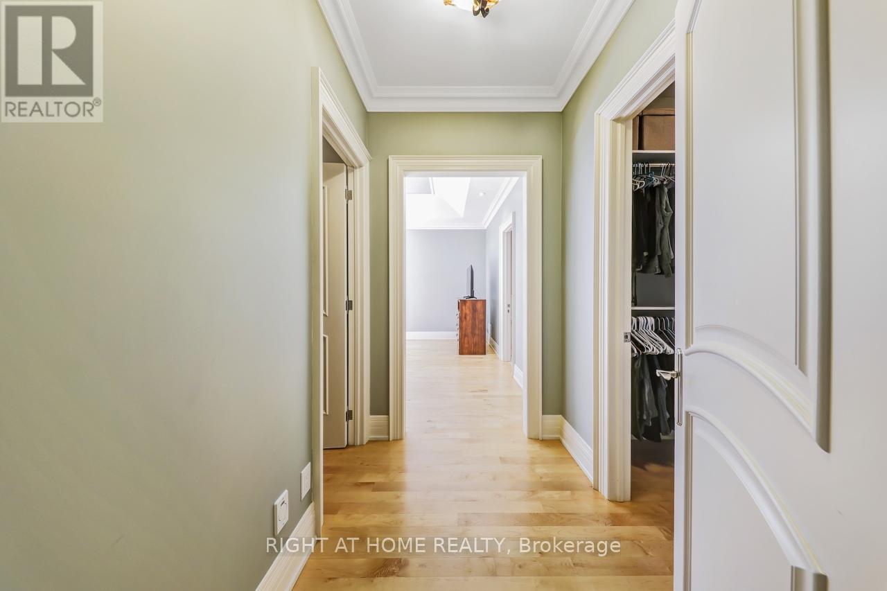 3 Westrose Avenue, Toronto, Ontario  M8X 1Z9 - Photo 18 - W12922518