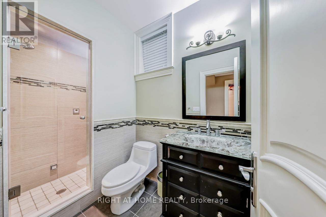 3 Westrose Avenue, Toronto, Ontario  M8X 1Z9 - Photo 29 - W12922518