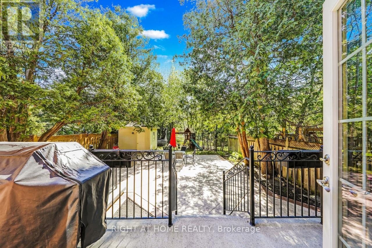 3 Westrose Avenue, Toronto, Ontario  M8X 1Z9 - Photo 30 - W12922518