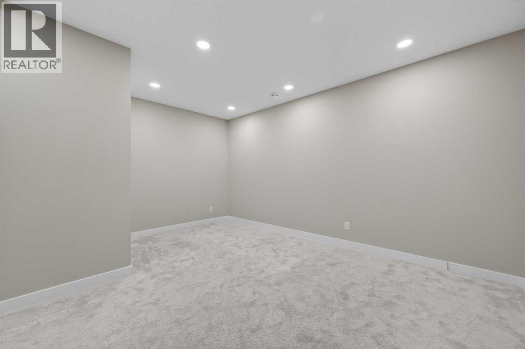 30 Sage Bluff Gate Nw, Calgary, Alberta  T3R 0Y9 - Photo 30 - A2286353