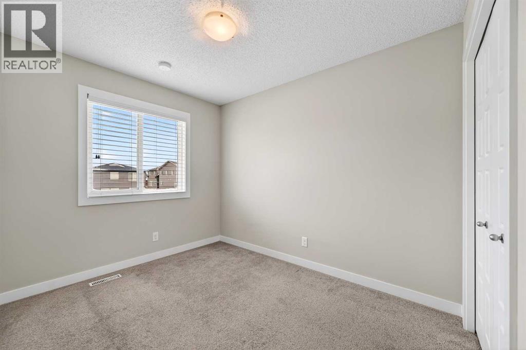 30 Sage Bluff Gate Nw, Calgary, Alberta  T3R 0Y9 - Photo 24 - A2286353