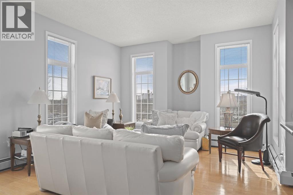 107, 4835 Dalhousie Drive NW, Calgary, Alberta