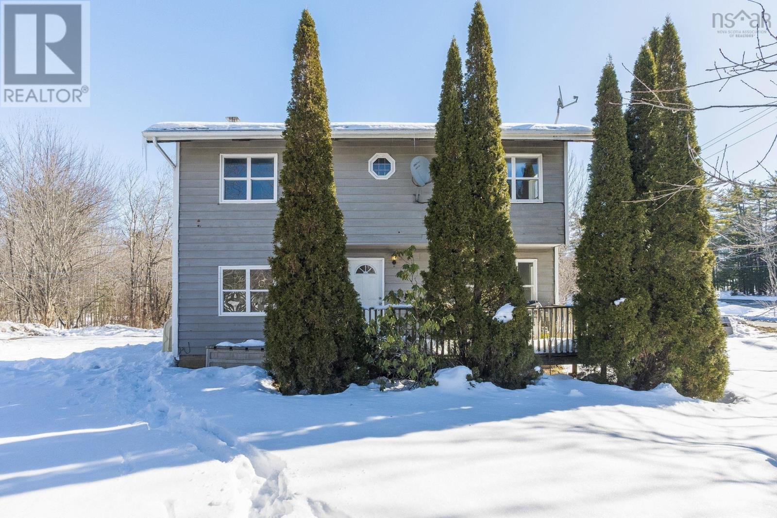 2 Oldham Rd, Enfield, Nova Scotia