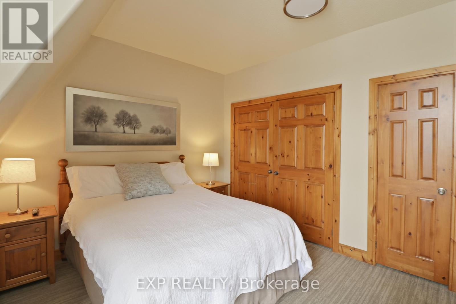 222 - 170 Snowbridge Way, Blue Mountains, Ontario  L9Y 0V1 - Photo 25 - X12922548