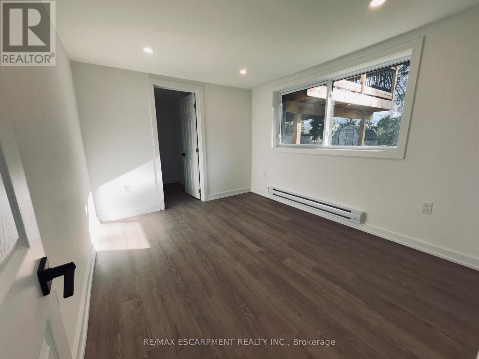 Basement - 7 Bayview Avenue, Hamilton, Ontario  L9H 7G4 - Photo 13 - X12922564