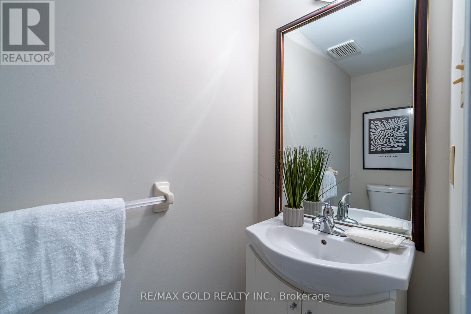 87 Sprucelands Avenue, Brampton, Ontario  L6R 1N3 - Photo 15 - W12917770