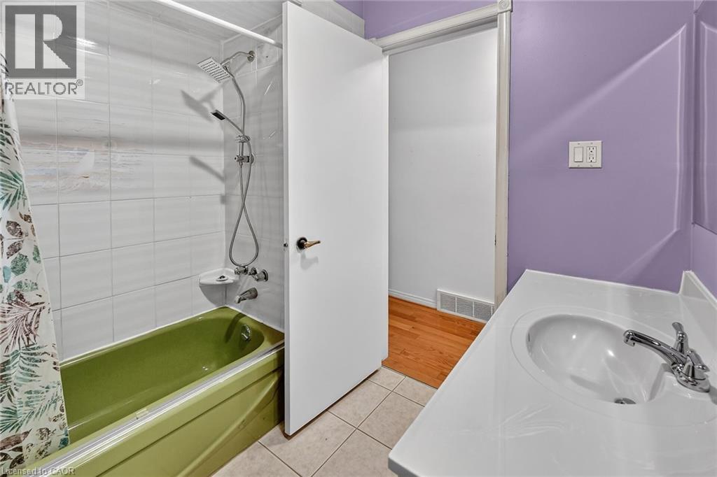 358 Federal Street, Stoney Creek, Ontario  L8E 2B5 - Photo 20 - 40815154