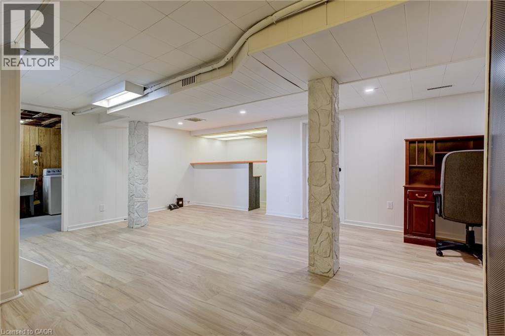 1252 Lakeview Drive, Oakville, Ontario  L6H 2M8 - Photo 37 - 40806713