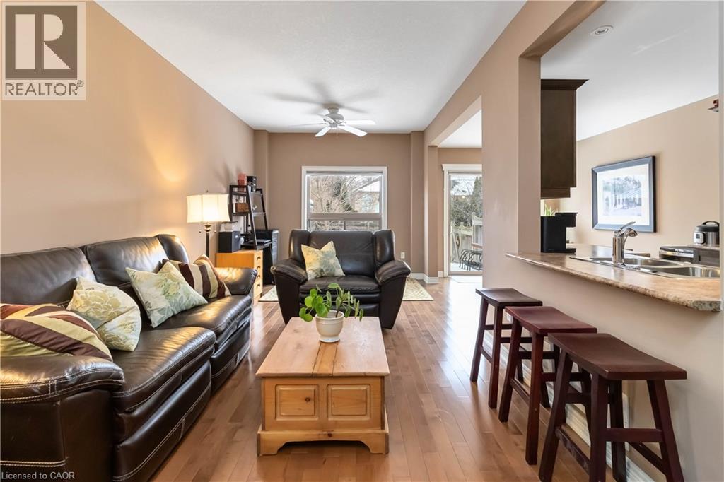 1036 Fernridge Common, Burlington, Ontario  L7T 1G1 - Photo 3 - 40802174