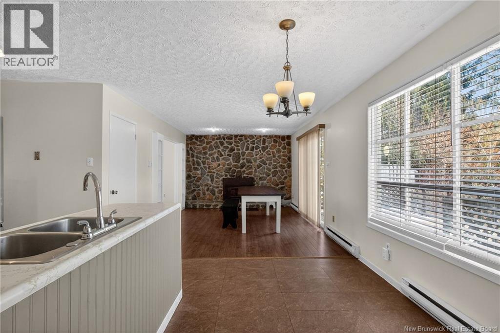 66 Parkwood Drive, Moncton, New Brunswick  E1E 3X6 - Photo 6 - NB135636