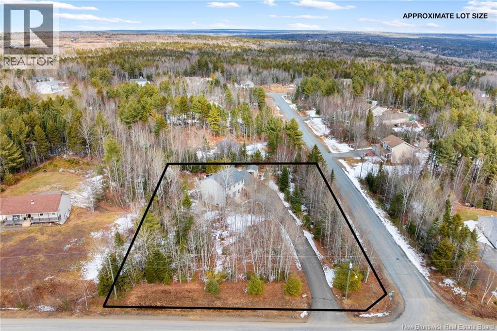 107 Stirling Drive, Fredericton, New Brunswick  E3A 9E9 - Photo 2 - NB135470