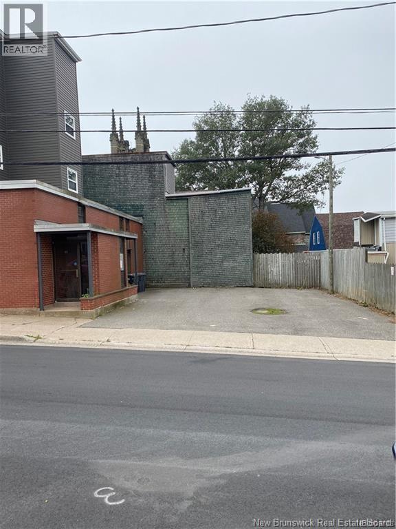 101 Carleton Street, Saint John, New Brunswick  E2L 2Z2 - Photo 3 - NB135375