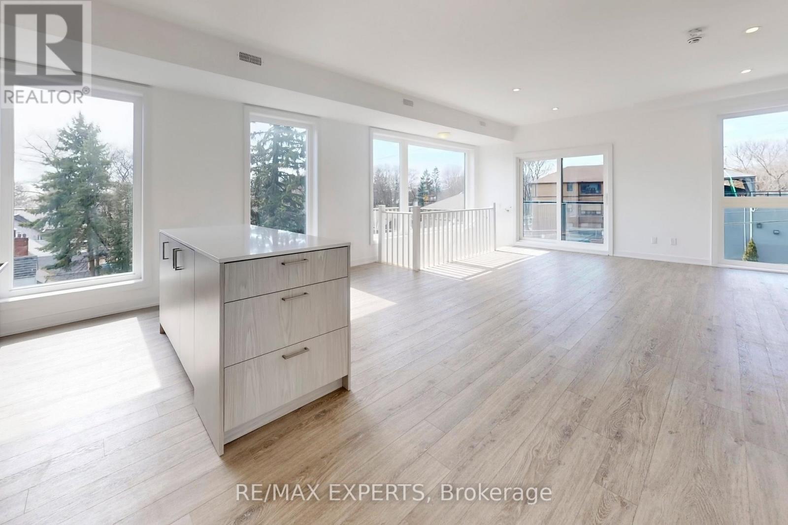 1 - 35 Birchcliff Avenue, Toronto, Ontario  M1N 3C5 - Photo 11 - E12918404